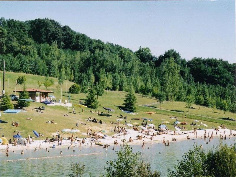 Logis L'Auberge Du Quercy Blanc Molieres  Exterior photo
